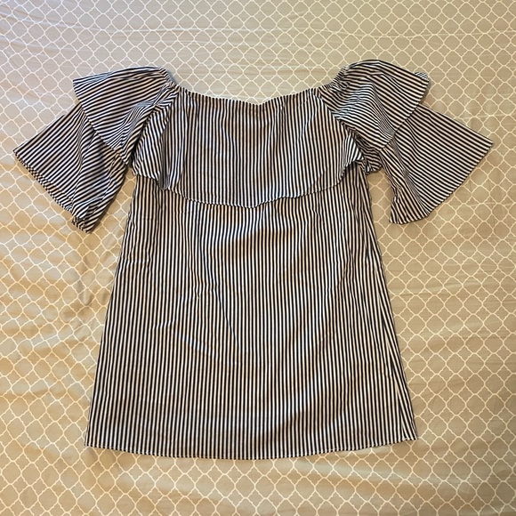 Urban Outfitters Cooperative Tiered Sleeve Off-The-Shoulder Dress - Picture 7 of 8